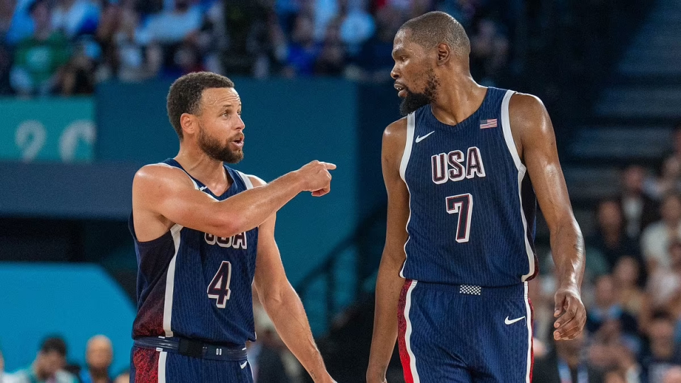 Kaiyun开云中国官网-杜兰特愿出战28年奥运!暗示希望库里一起加入 美媒预测12人名单