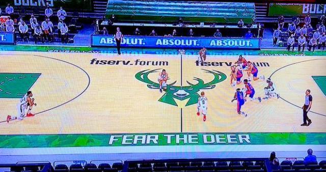 Kaiyun开云中国官网-【夜读】为求转会穿死敌球衣去训练，太没溜了！